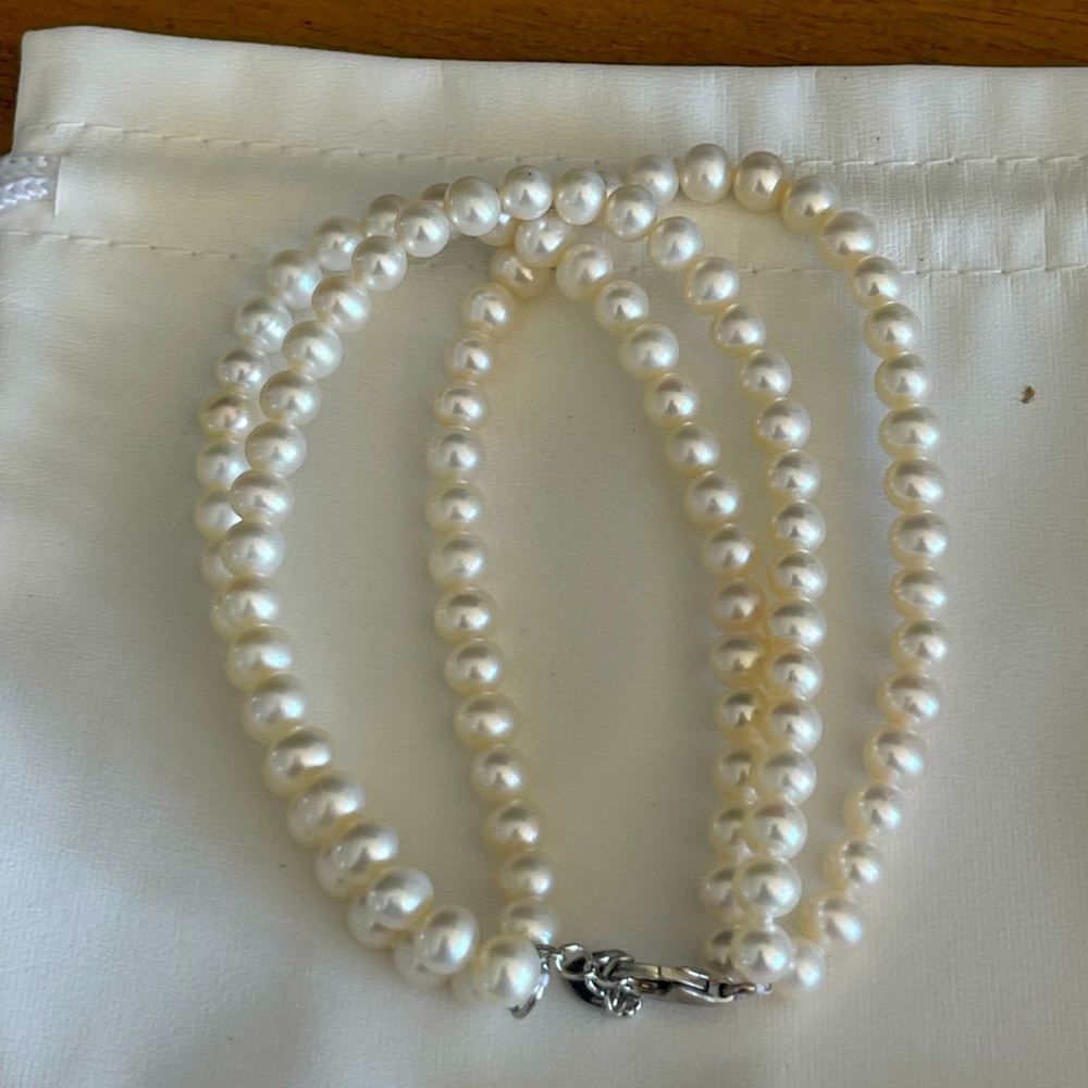 3 row pearl bracelet
